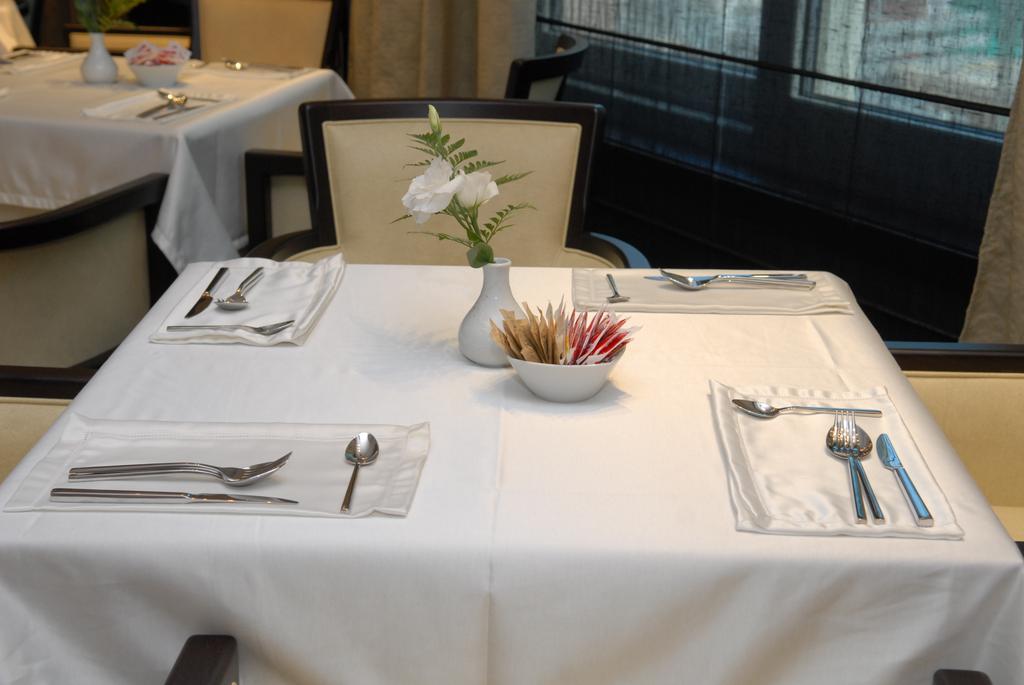 Hotel Excelsior Ла Мадалена Екстериор снимка